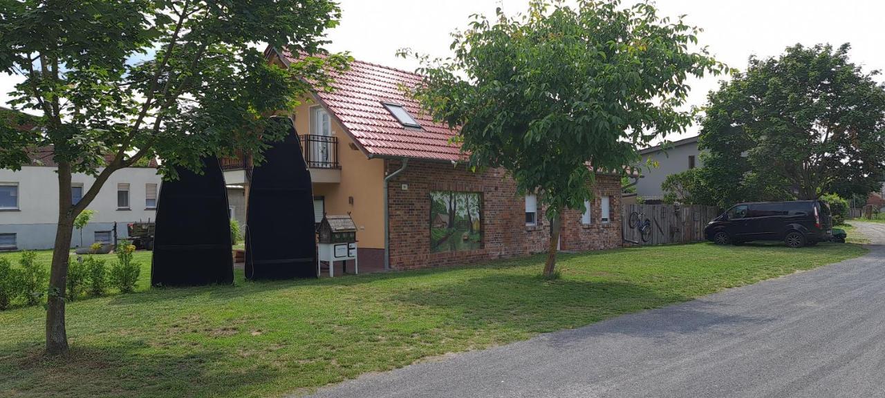 Ferienwohnung Am Muehlstein ลึบเบิน ภายนอก รูปภาพ
