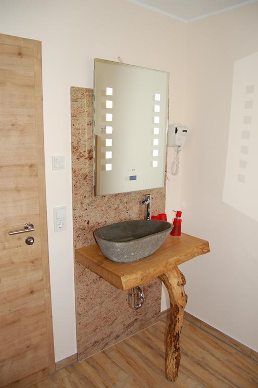 Ferienwohnung Am Muehlstein ลึบเบิน ห้อง รูปภาพ
