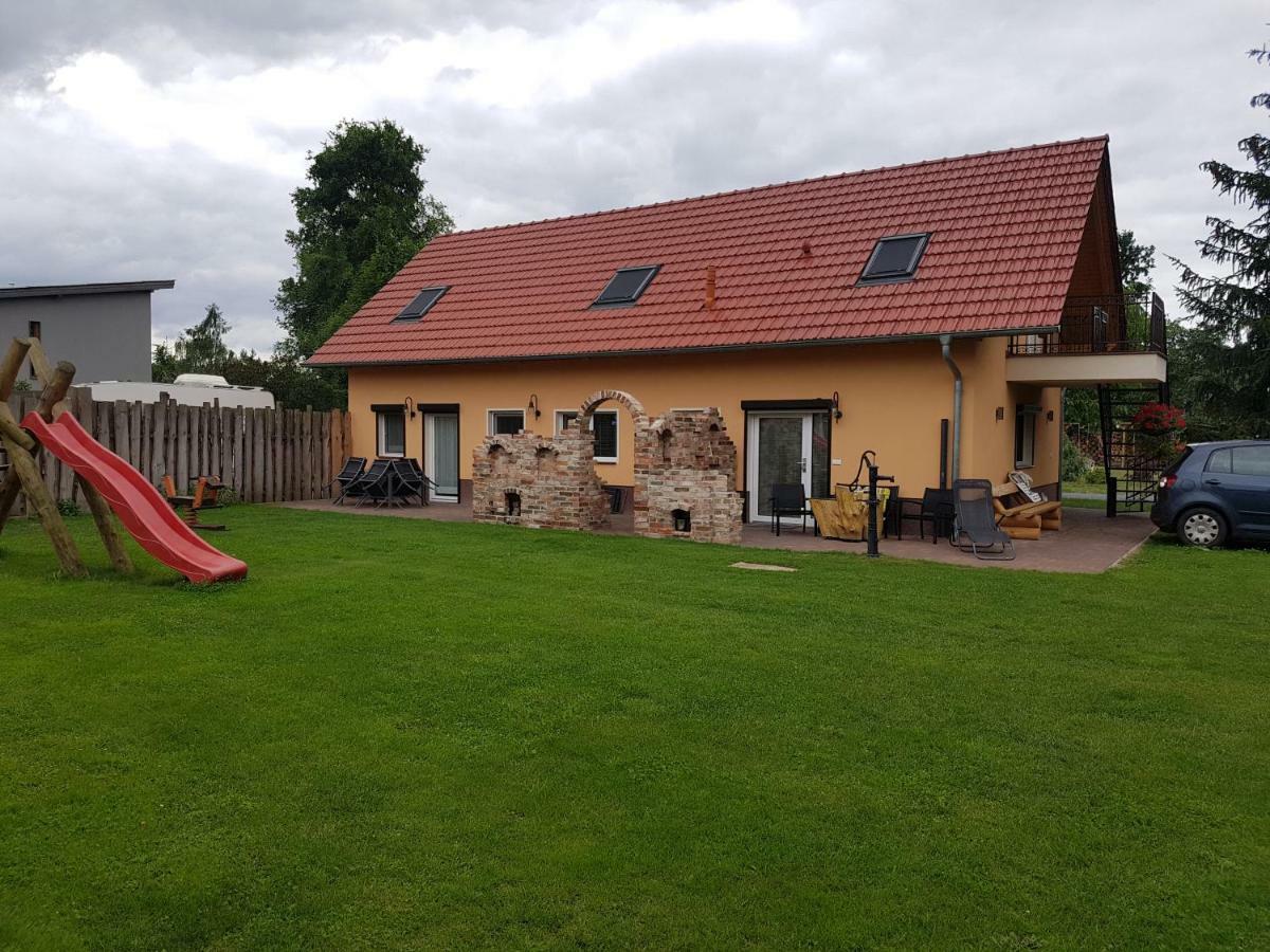 Ferienwohnung Am Muehlstein ลึบเบิน ภายนอก รูปภาพ